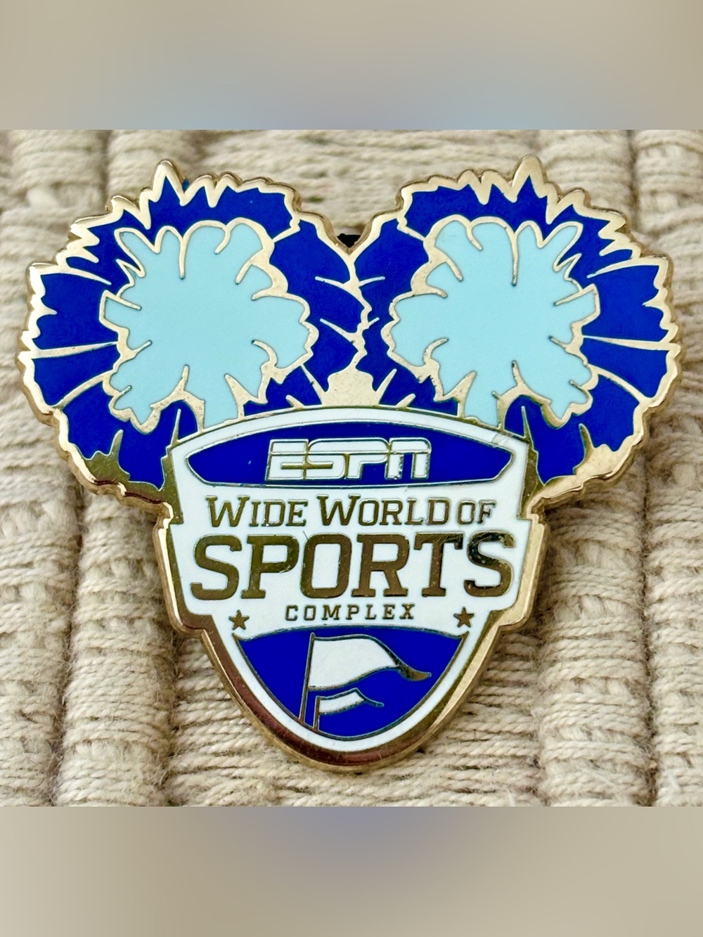 DISNEY 2011 Walt Disney World ESPN Wide World of Sports Cheerleading Pom Pom Pin